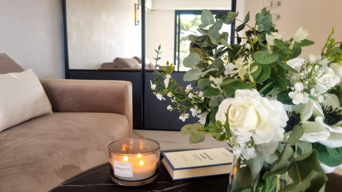 Luxury With Terrasse And Side Sea View Appartement