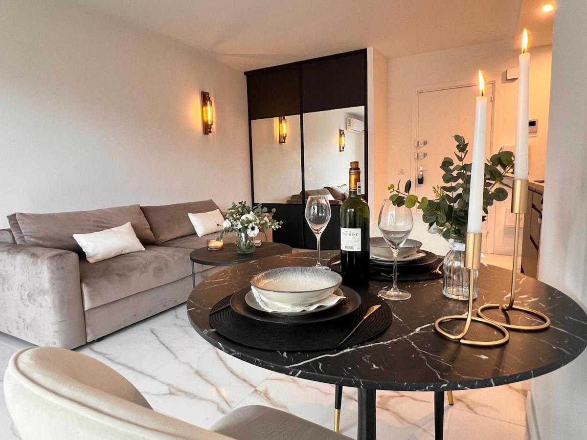 Appartement Luxury With Terrasse And Side Sea View *