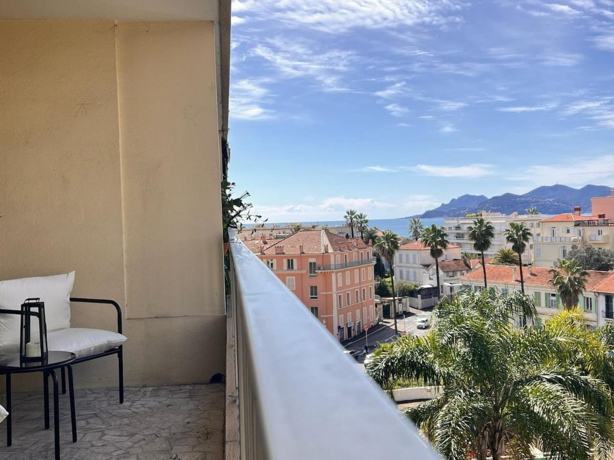 Luxury With Terrasse And Side Sea View Cannes